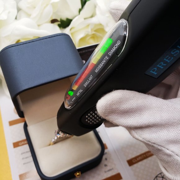 14K Solid  Yellow Gold 2 Carats Round Moissanite Solitaire Engagement Ring D- FL - Picture 7 of 7